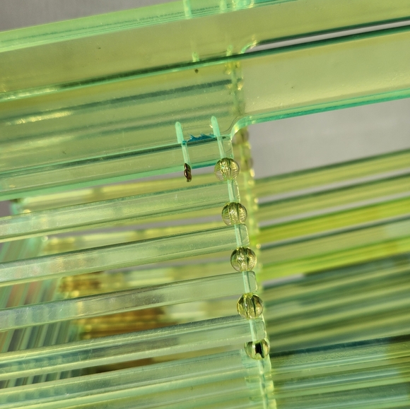 Neon acrylic handbag - Picture 4 of 6